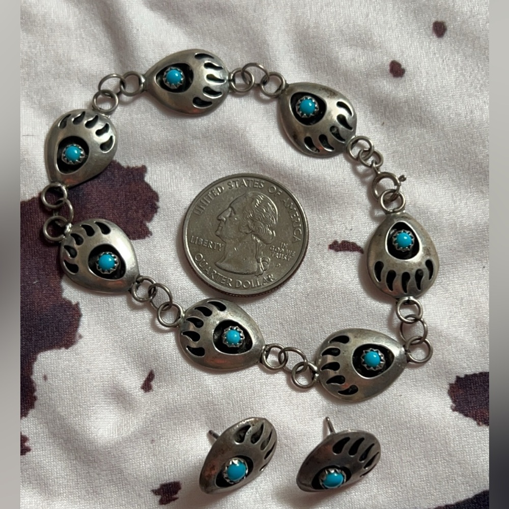 Turquoise bear paw bracelet and matching earrings